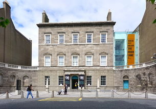 九游官网入口-俱乐部品牌建设与地方城市文化脱钩，俱乐部产品有哪些举例  第3张